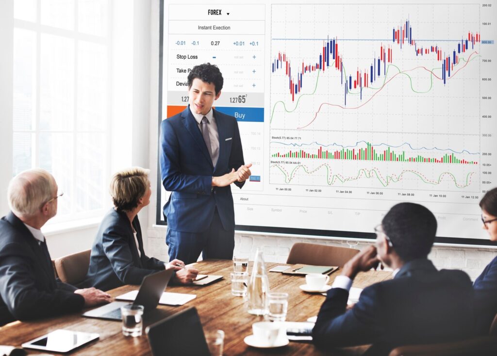 person explaining about IPO to the client